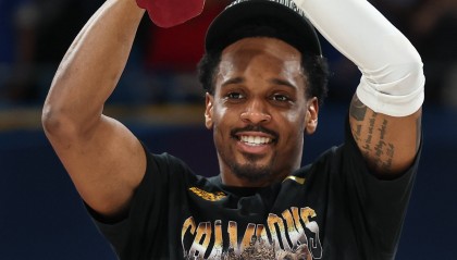 FMVP留队！曝广厦与巴里-布朗达成续约意向