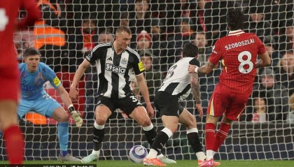 英超-索博破门麦卡建功 利物浦2-0纽卡联赛24轮不败13分领跑