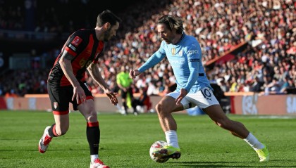 足总杯-哈兰德破门+失点+伤退 曼城2-1伯恩茅斯晋级4强