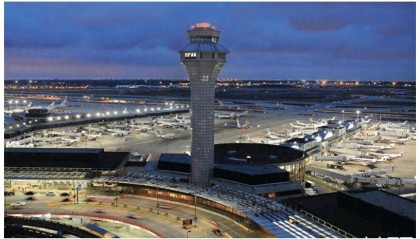 美国民航去年客运量10.5亿人次，中国民航的客运量是多少？