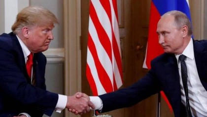 普京报复将至，泽连斯基有胆子炸飞机没勇气担责，口风转变盼会晤