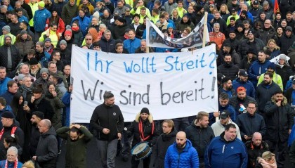 大众汽车10万工人罢工，欧洲汽车业怎么了？