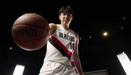 随队记者:杨瀚森在训练营表现出色 他会获得登场机会