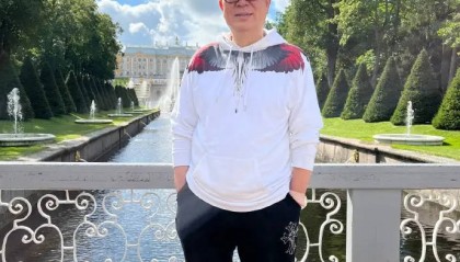 《家有儿女》“夏东海”扮演者高亚麟悼念朱媛媛：完全接受不了