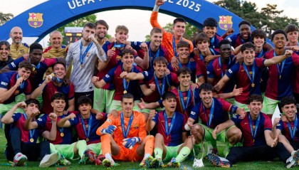 巴萨青训悲情夜！3球领先7分钟崩盘，点球饮恨告别四冠王伟业！