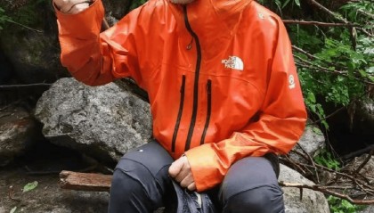 秦岭失联约半个月的驴友找到了 警方：腿受伤 凌晨被找到