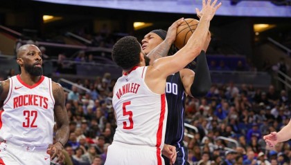 申京22+12班凯罗空砍31分 火箭胜魔术豪取8连胜