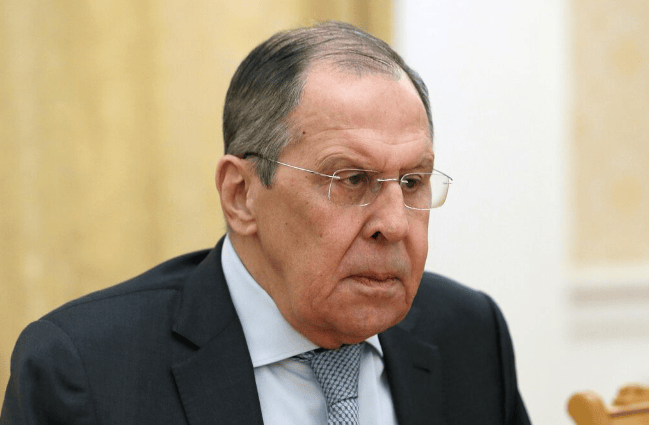 出人意料!哈萨克斯坦开了个坏头!俄盟友纷纷砸起中俄“招牌”?