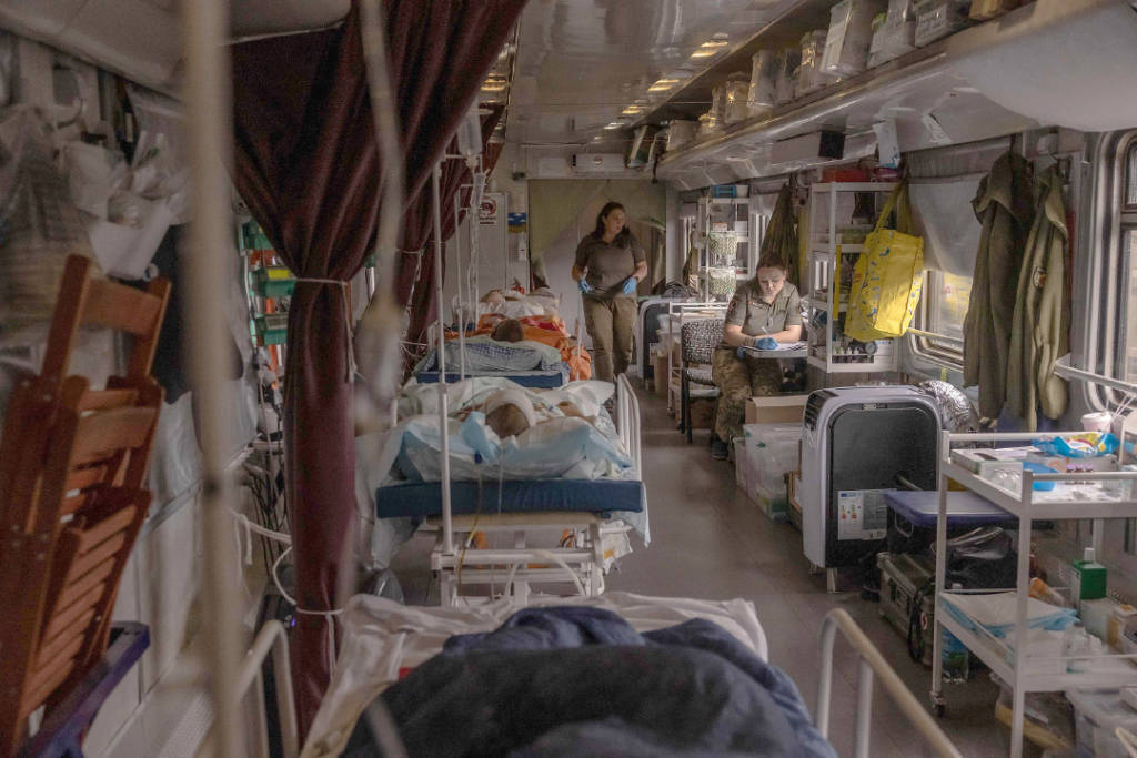 俄乌战火延烧第三冬:突袭、拉锯和反攻,双方都缺人了