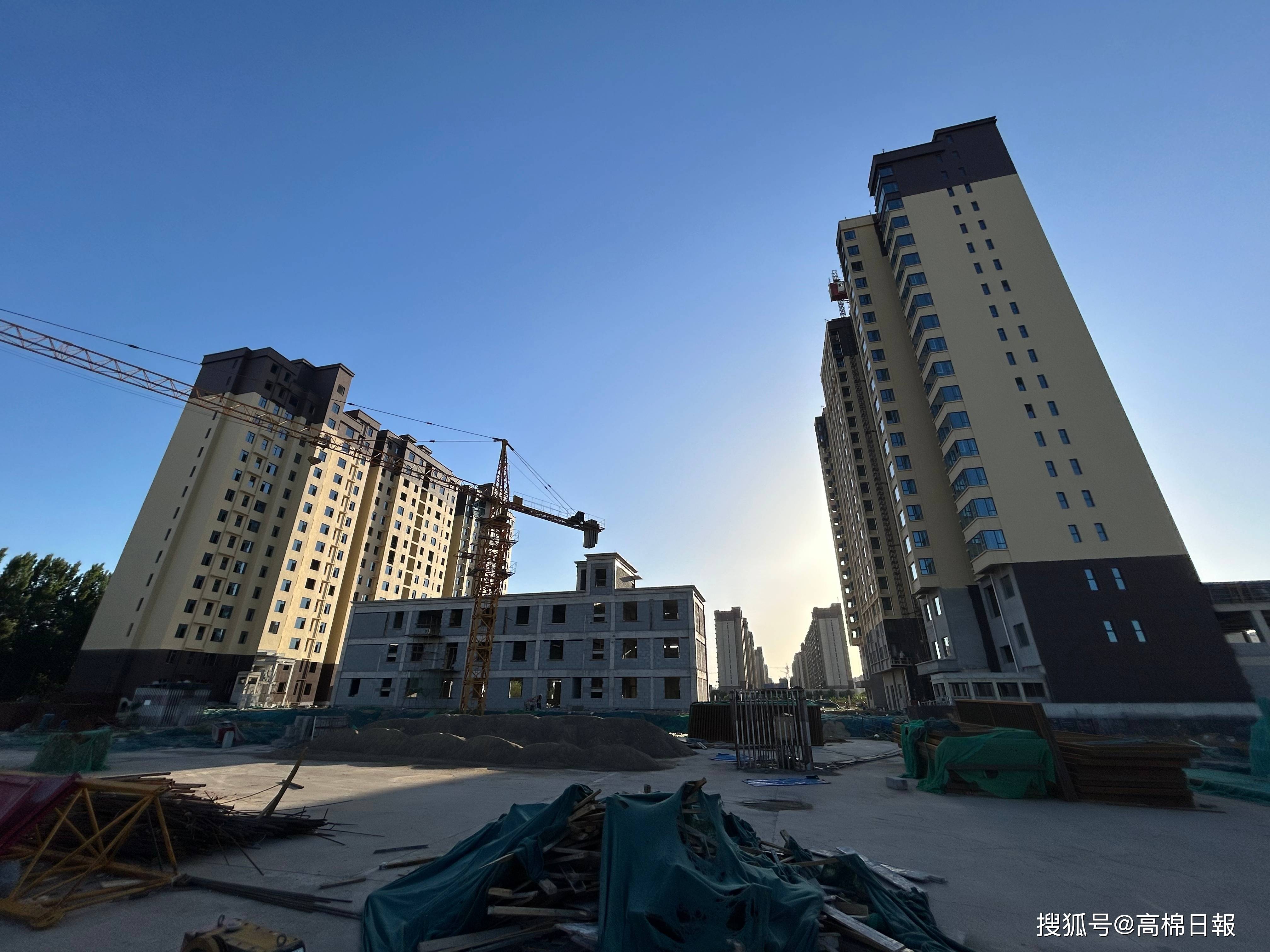 “最美政法干警”索贿无度,野蛮查封企业资产引发关注