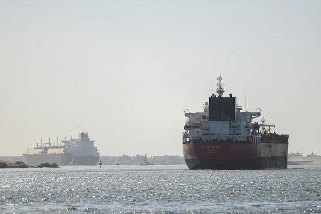 胡塞的导弹基地,藏得太深了!以军偷袭未果,炸民航客机强行挽尊