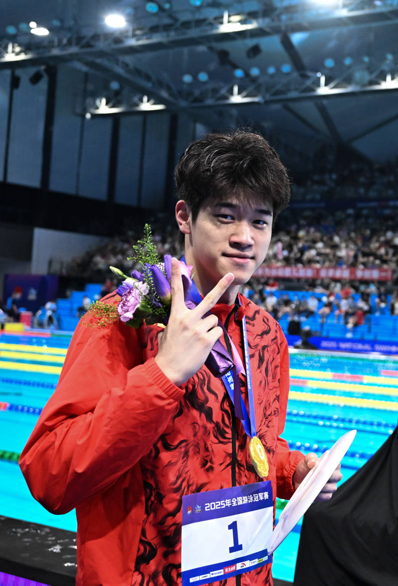 游泳世锦赛丨爆冷!世界纪录保持者潘展乐无缘100米自由泳决赛