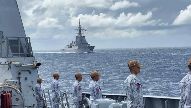 澳军连开3枪,解放军出手了,赖清德没想到,2大“救星”不堪一击