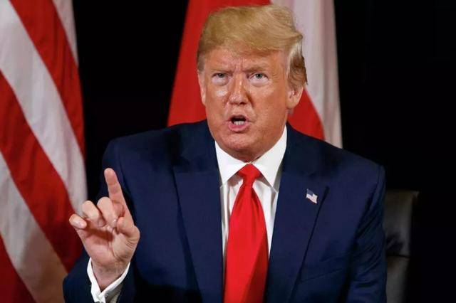 澳军连开3枪,解放军出手了,赖清德没想到,2大“救星”不堪一击