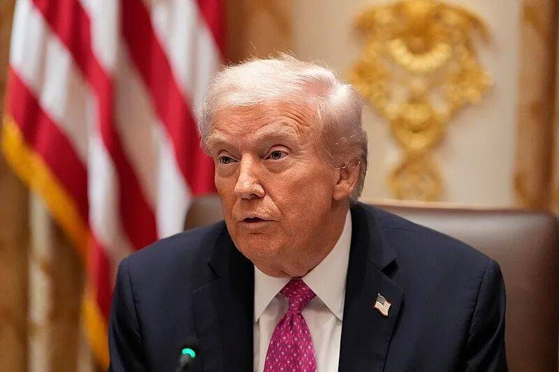 泽连斯基回应“特朗普不打算提供‘战斧’导弹” ：他没同意，但也没明确说“不”