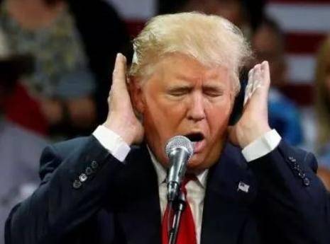 攻守移位了!眼见特朗普出尽“烂牌”,背后大佬坐不住了,下定决心亲自出马向中方交底